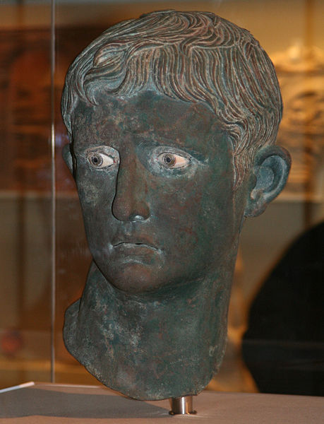 The head of a bronze statue of a man, with inlaid eyes