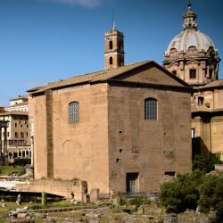 image of curia in Roman forum